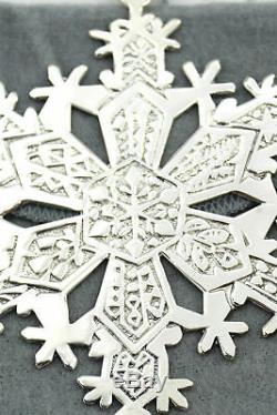 1971 Metropolitan Museum Of Arts Sterling Silver Snowflake Christmas Ornament