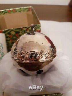 1978 8th Wallace Silver Plated Christmas Sleigh Bell Christmas Rose Ornament 3