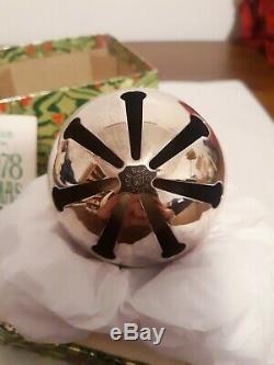 1978 8th Wallace Silver Plated Christmas Sleigh Bell Christmas Rose Ornament 3