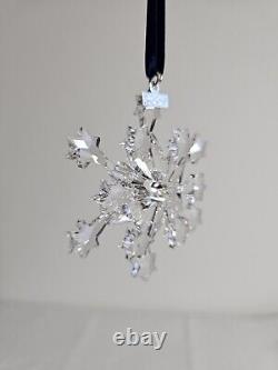 2004 Swarovski Silver Crystal Christmas Snowflake Ornament Austria In Box