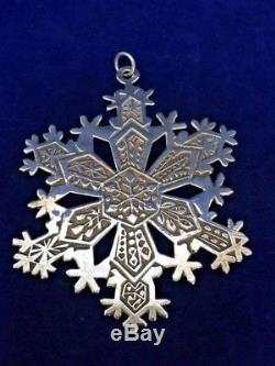 MMA 1971 Snowflake Sterling Silver Christmas Ornament Metropolitan Museum Art