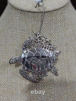 Sterling Silver Bermuda Icon Turtle 2004 Christmas Ornament