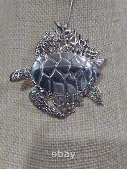 Sterling Silver Bermuda Icon Turtle 2004 Christmas Ornament