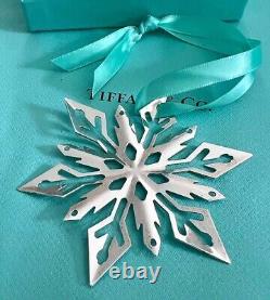 Tiffany & Co INTRICATE CHRISTMAS SNOWFLAKE STERLING 925 ORNAMENT 2021 Italy