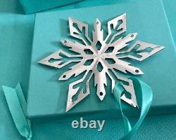 Tiffany & Co INTRICATE CHRISTMAS SNOWFLAKE STERLING 925 ORNAMENT 2021 Italy