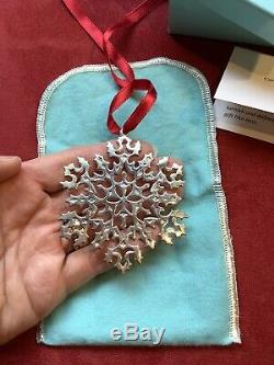 Tiffany & Co Sterling Silver Snowflake Christmas Ornament 25987 Original Box VH