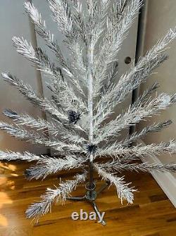 VTG 6 ft Aluminum Xmas Tree 46 Branches withColor Wheel & Glass Ornaments