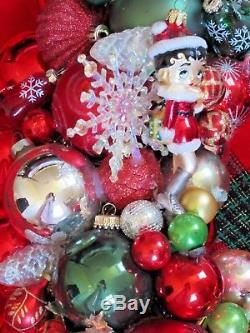 VTG CHRISTMAS ORNAMENT WREATHStunning! 24 RED GREEN SILVER-BETTY BOOP