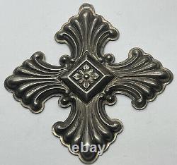Vintage 1973 Reed & Barton. 925 Sterling silver Christmas Cross Ornament Pendant