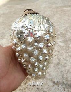 Vintage 6.25 Silver Glass Cluster Of Grapes Shape Christmas Ornament